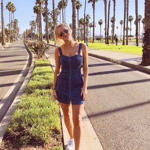 Meet your Posher, Cam